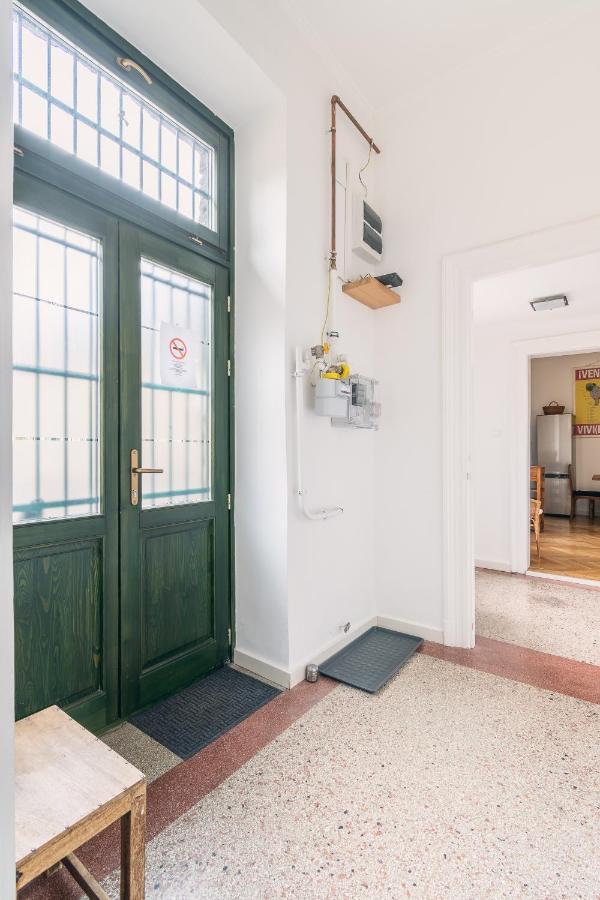 Bright & Spacious Loft With Basilica View Budapest Exterior photo